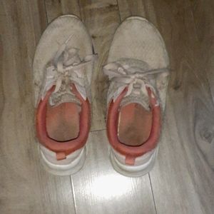 Size 6 ladies (Really comfy)